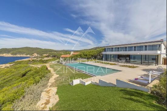 CONTEMPORARY VILLA SEA VIEW PRIVATE ESTATE