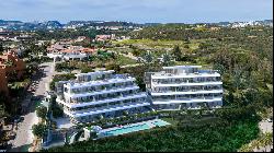 Modern new construction penthouse with stunning sea views in Estepona