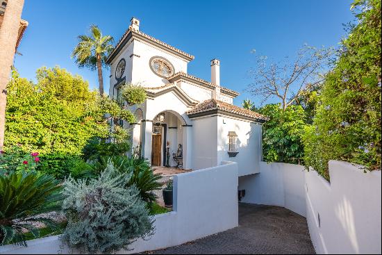 Quiet and private villa in the heart of Marbella centre