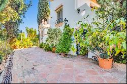 Charming rustic villa situated in the tranquil setting of Estepona.