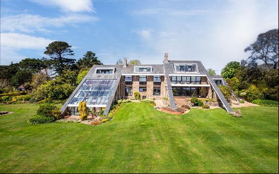 Iconic Residence set in Large Grounds with Sea Views