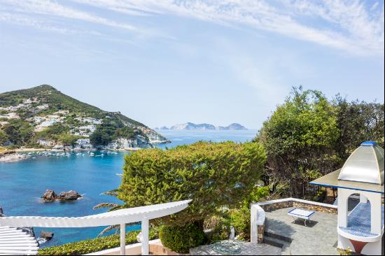 Villa for sale in Le Forna - Ponza Island - Italy