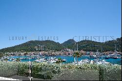 Luxury penthouse in Puerto de Andratx with views across the harbour