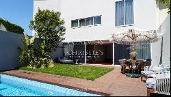 Four bedroom villa with garden and pool, for sale, Porto, Portugal