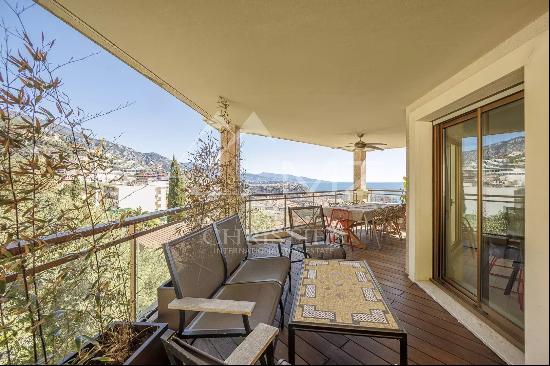 Magnificent flat - panoramic sea view - near Monaco