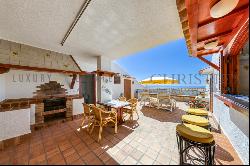 Mediterranean penthouse first sea line in Palmanova with beach access