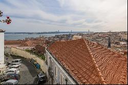 4 Bedroom Apartment, Lisboa