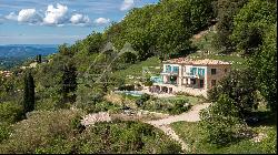 Close to Saint-Paul de Vence - Overwhelming sea view