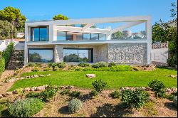 New villa with spectacular views of the sea in Costa d'en Blanes