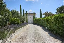 Luxurious 5-Bedroom House in Châteauneuf-Grasse