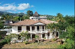 Tahiti - Colonial house to renovate ideally located