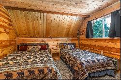 Furnished 3 Season Cabin