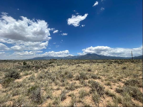 Blueberry Hill Rd, Taos NM 87571