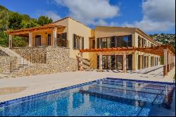 Impressive finca with harbour views for sale in Puerto de Andrai, Andratx 07157