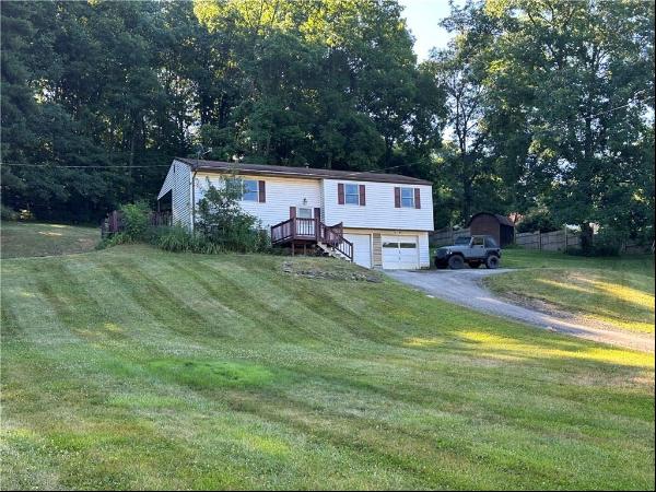 901 Prospect Rd, Connoquenessing Twp PA 16033