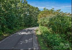 Lot 18 Signature Row Boulevard #18, Waynesville NC 28785