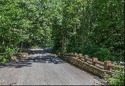 Lot 18 Signature Row Boulevard #18, Waynesville NC 28785