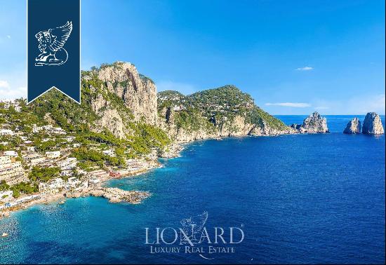 A modern oasis of comfort for sale in the stunning Marina Piccola in Capri