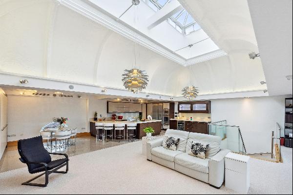A beautifully presented three bedroom, penthouse that spans in the region of 1,900sqft to 