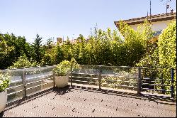 Terraced house, 4 bedrooms, for Sale