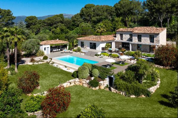 Vente - Villa Roquefort-les-Pins - 2Â 950Â 000Â ô