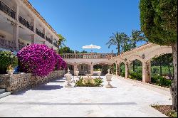 Breathtaking mansion with a beautiful Park garden in Son Vida, Mallorca