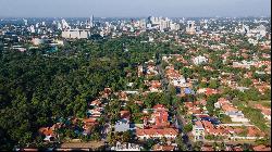 Captivating plot in the Santo Domingo neighborhood