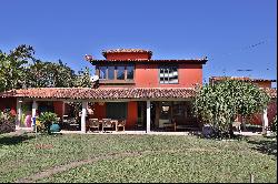 House on a 900 sqm plot with pool in Geriba, just steps from the beach