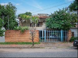 Terreno con estratégica ubicación en el Barrio Las Lomas