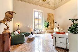 Wonderful apartment in the historic center of Bologna