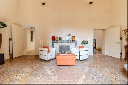 Wonderful apartment in the historic center of Bologna