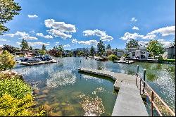 REMODELED 5 BEDROOM WATERFRONT HOME