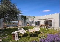 turnkey five-bedroom villa with pool and garden