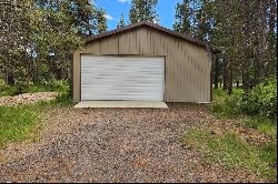 17153 Milky Way Bend, OR 97707