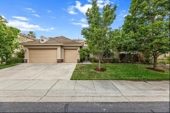 121 Vista Creek Circle, Sacramento, CA 95835