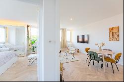 Marseille 7th, Pharo - 2-Bedroom Apartment with Balcony