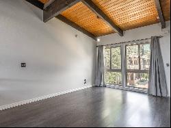 Mammoth Lakes condo - Remodeled with stunning views