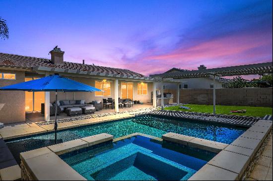 Amazing Furnished Pool Home Available for Lease