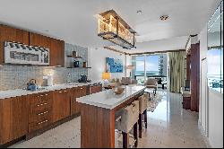 6801 Collins Ave, #912 (910 deed), Miami Beach, FL