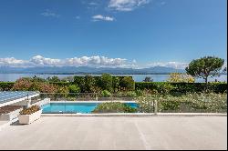 Luxurious development with incomparable views of Lake Geneva!