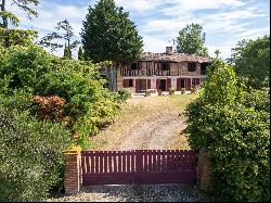 18th century property with views of the Pyrenees