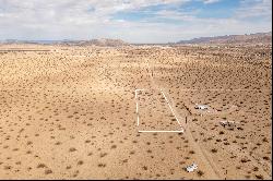 Secluded 2.5-Acre Desert Oasis in Joshua Tree's Sunfair Area