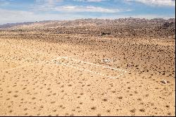 Secluded 2.5-Acre Desert Oasis in Joshua Tree's Sunfair Area