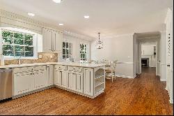 Beautiful Traditional in The Branches of Sandy Springs