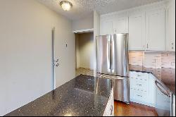 Beautifully Renovated One-Bedroom Condo in the Heart of Buckhead