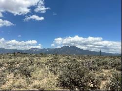 Blueberry Hill Rd, Taos NM 87571