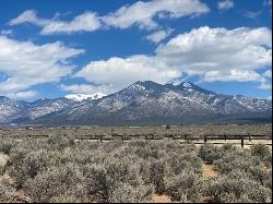 Blueberry Hill Rd, Taos NM 87571