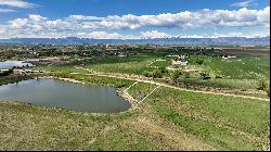 Waterfront Colorado Estate with 8 Recreational Lakes