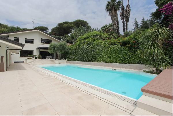 Private Villa for sale in Roma (Italy)