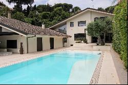 Private Villa for sale in Roma (Italy)